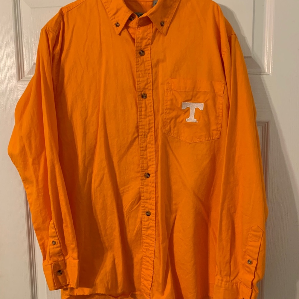 TN Button Up